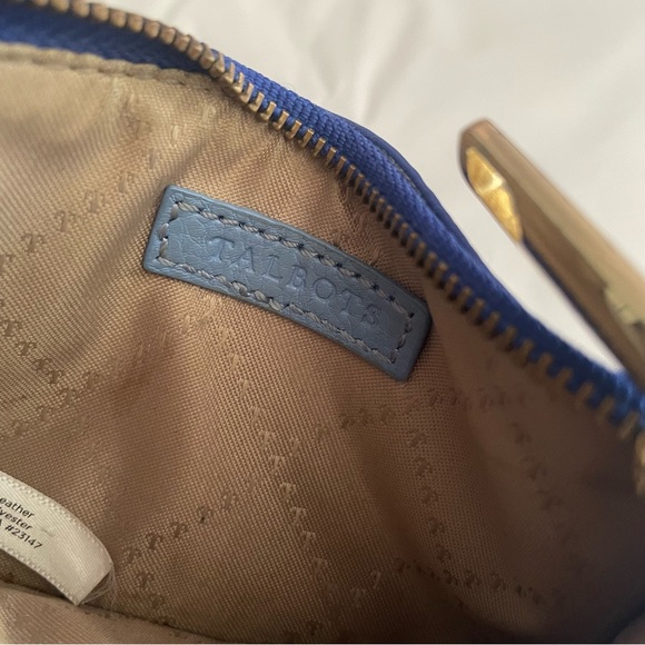 Talbot's Two Toned Blue Leather Card Case Zip Wallet Pouch Front Pocket - Picture 6 of 7